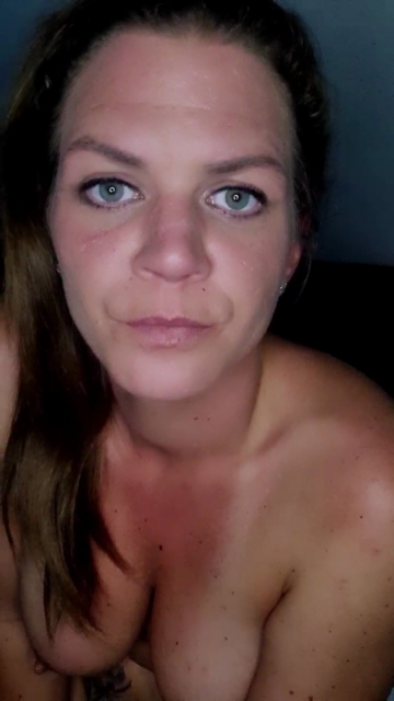 KimiCover 10-08-2021 Topless 